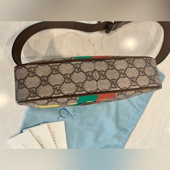 100% Authentic Gucci Belt Bag with dust bag and cards. Limited Edition - Picture 6 of 8